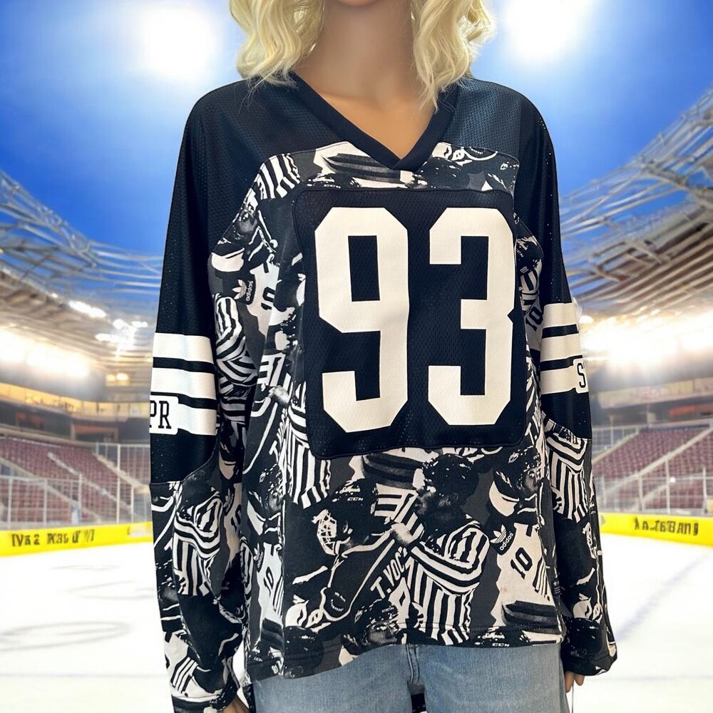 Adidas Originals Battle Shirt Jersey Graphic Black and White 93 Size Medium